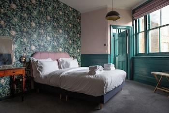 Deluxe, Double Bed
