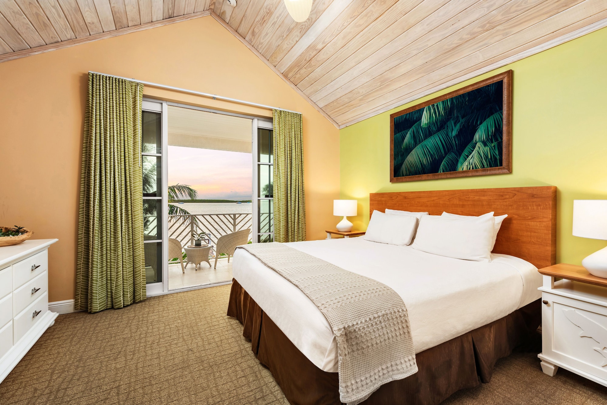 Room, 2 King Beds, Bay View