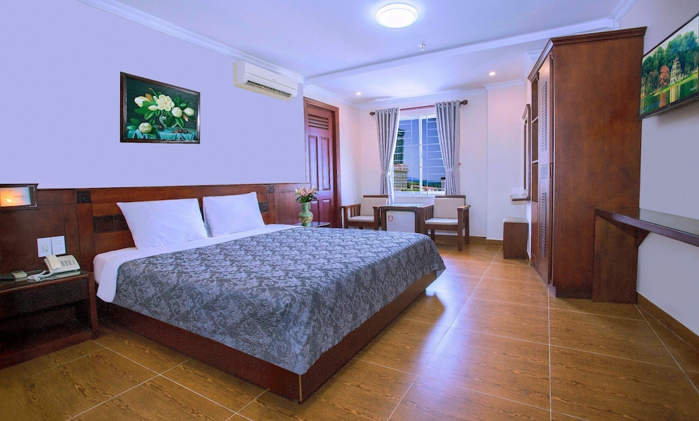 SUPERIOR, DOUBLE BED