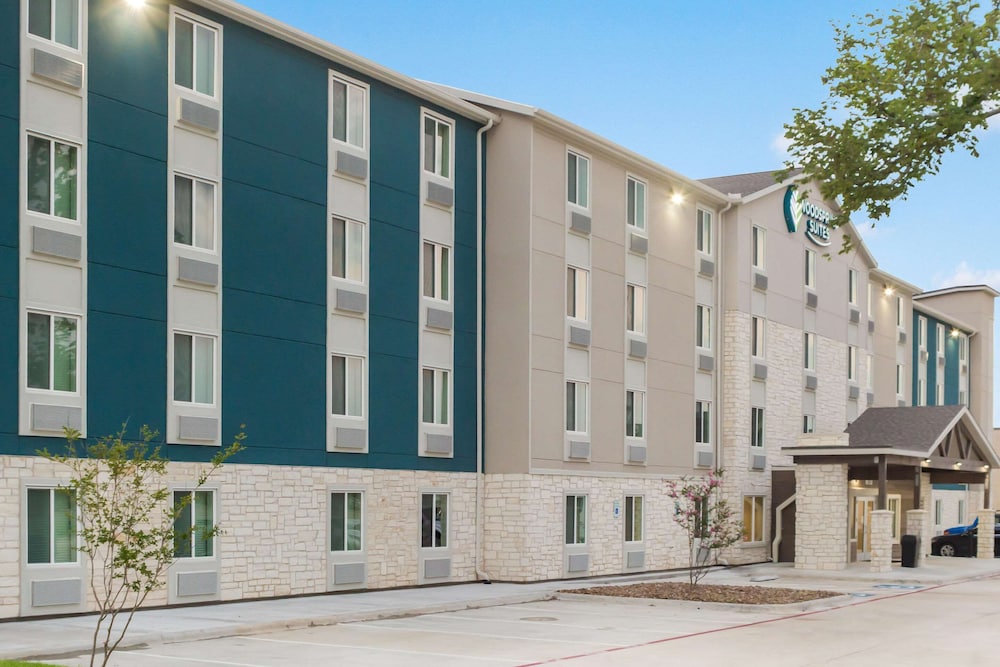 WoodSpring Suites Lake Jackson 30/37