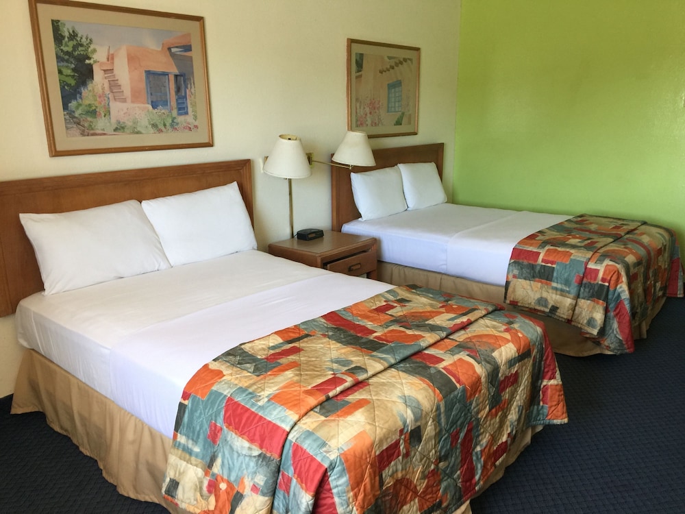 Extend a Suites El Paso, Texas 7/25