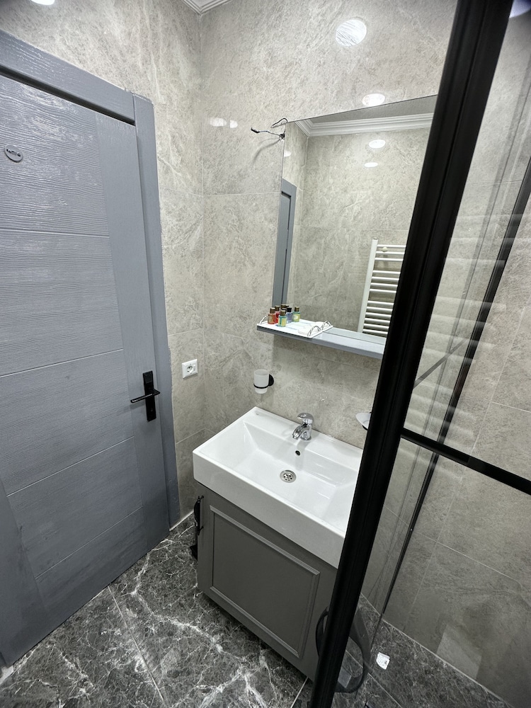 Ottomarin Hotel Old City 68/71