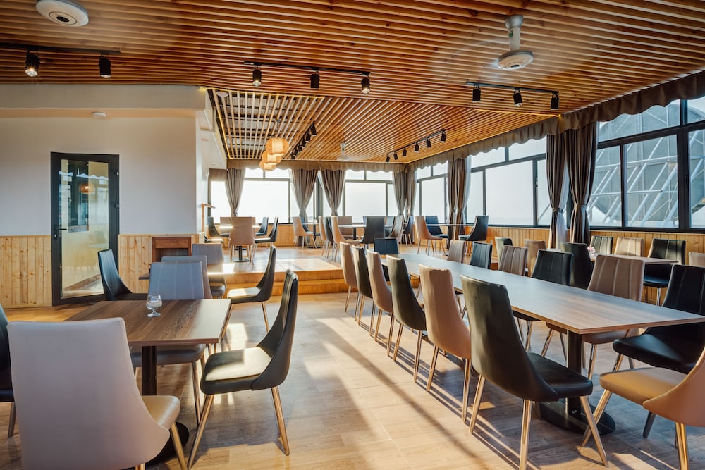 Luxor Hotel Phu Quoc 47/64