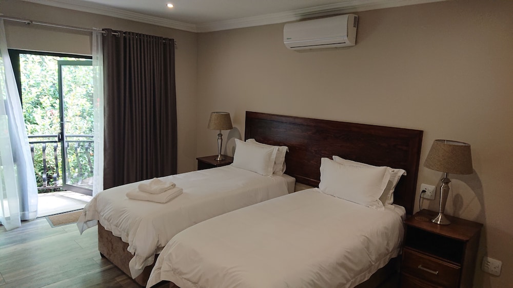 Unitas Guesthouse 7/33