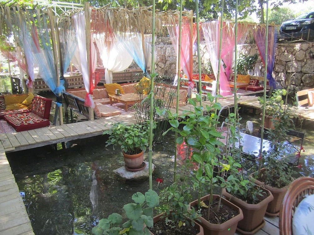 Arikanda River Garden Hotel 14/26
