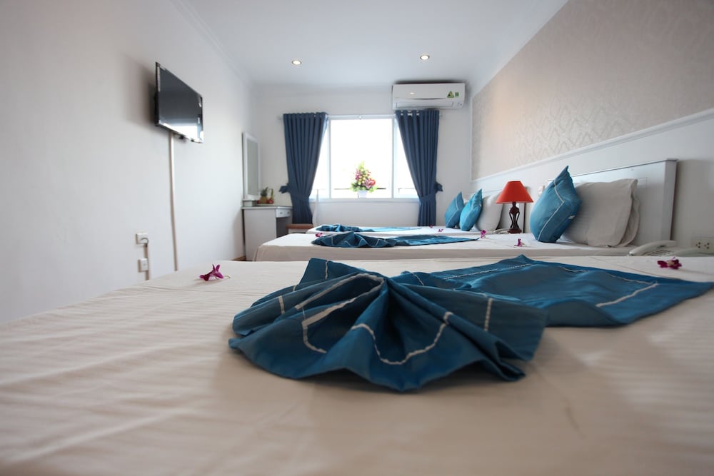 Hanoi Buddy Inn & Travel 28/99