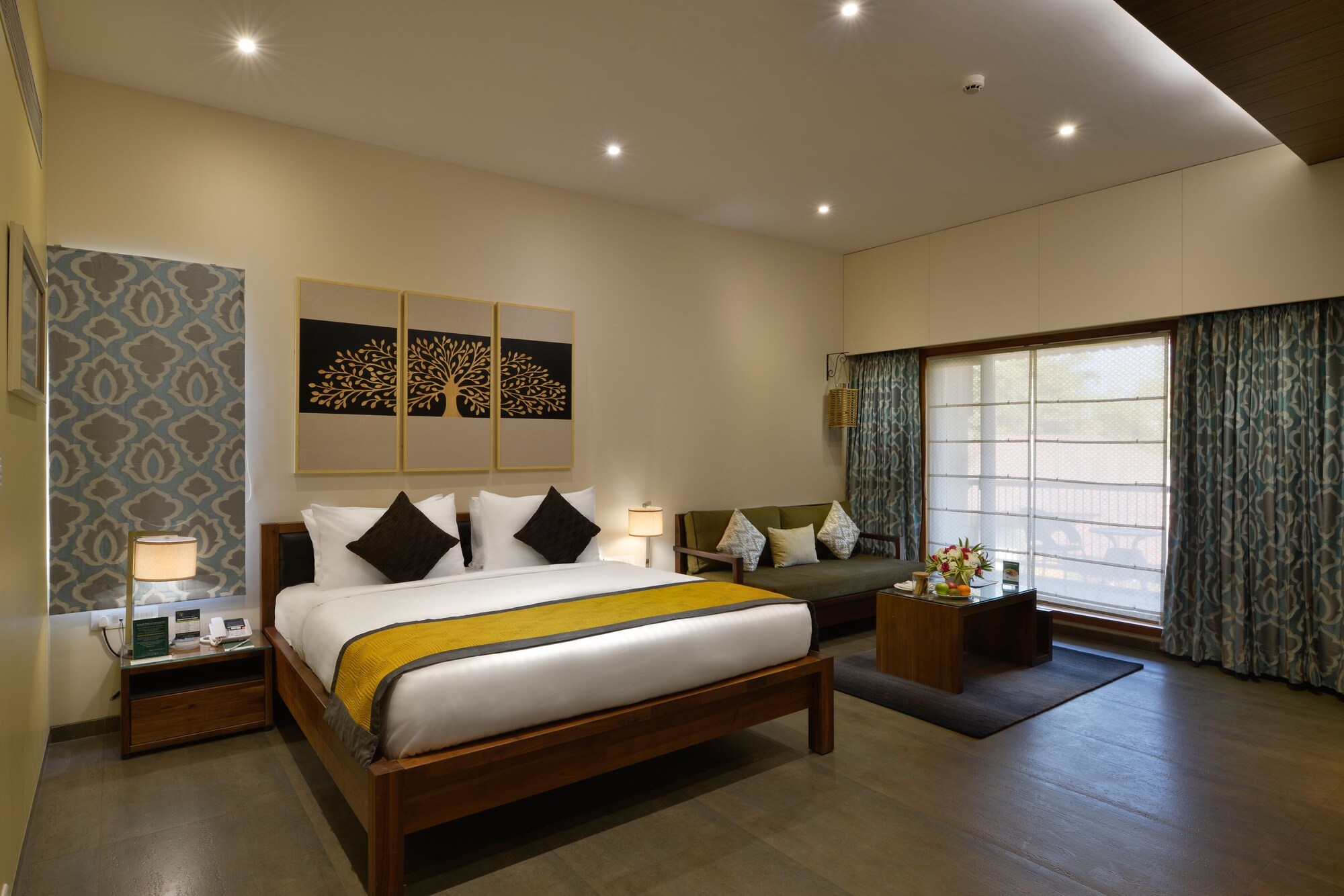 Go, Cottage, King Bed