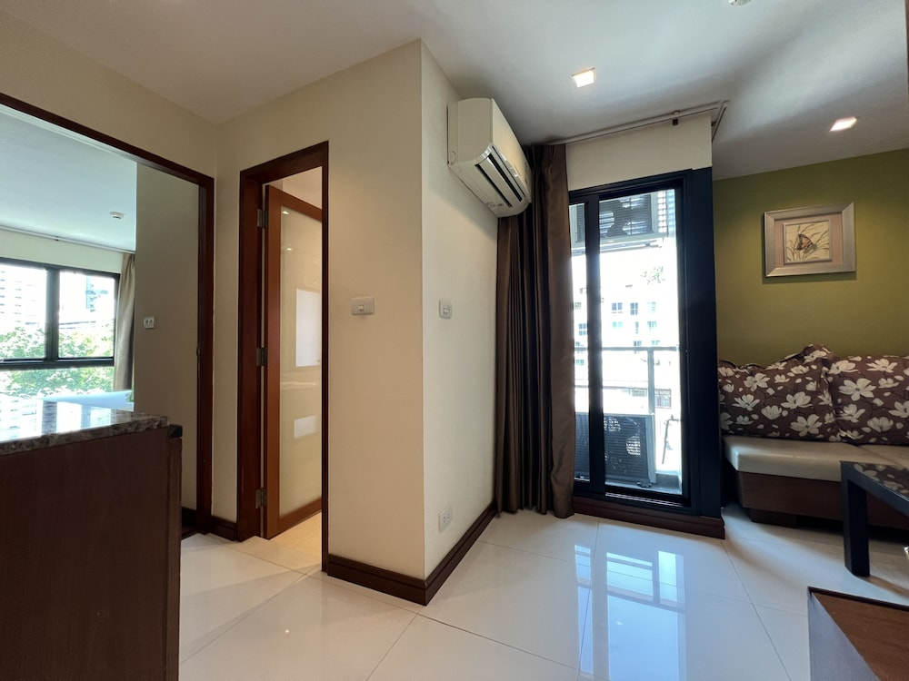 Silom Forest Exclusive Residence 25/65