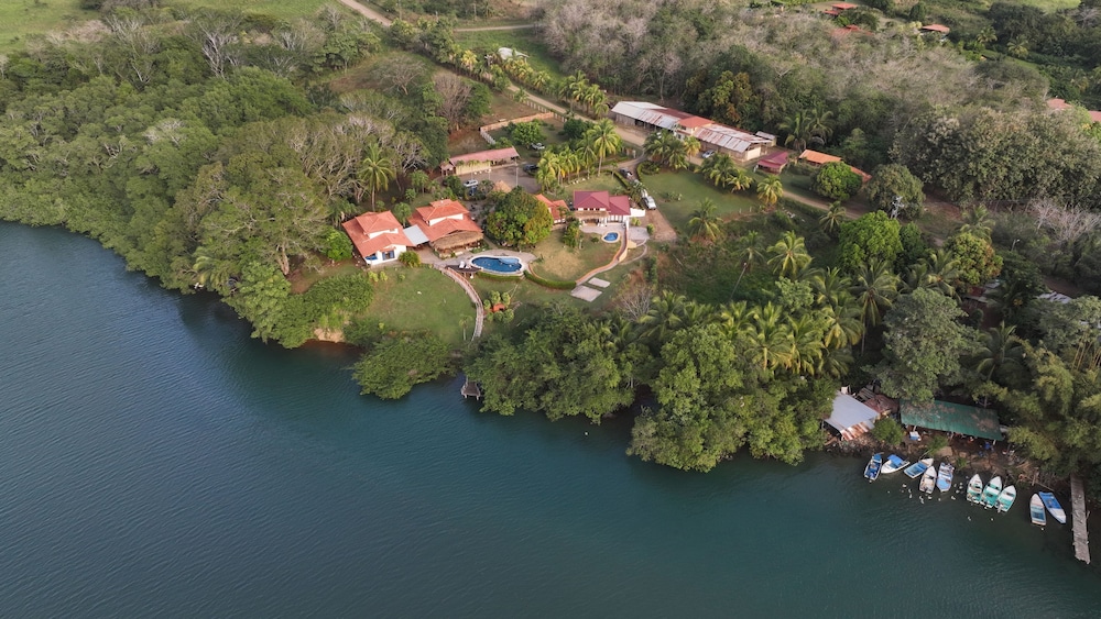 Casa Caletas 44/50