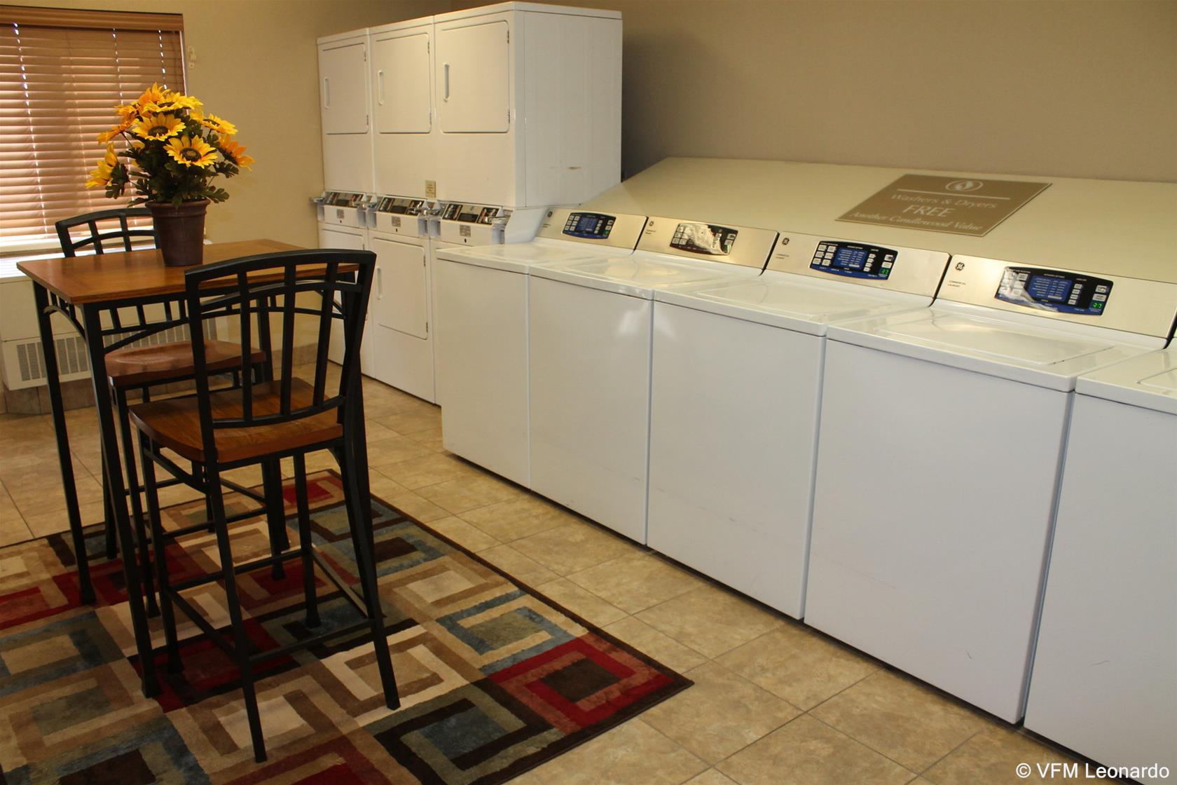 MainStay Suites Wichita Northeast 38/45
