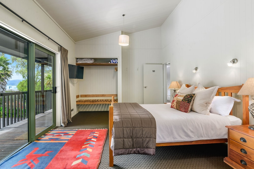 Koura Lodge 25/63