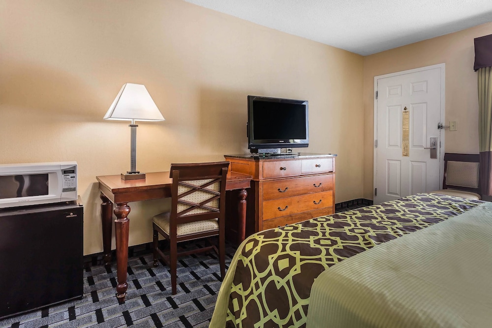 Rodeway Inn Augusta South 14/31