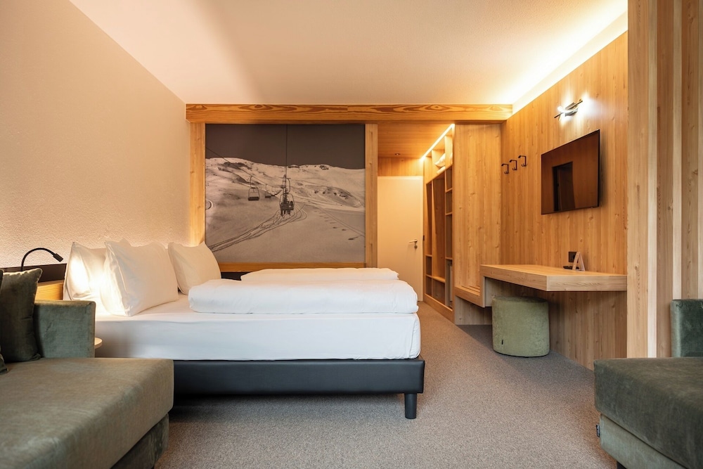 Blu Hotel Senales Zirm Cristal 21/65