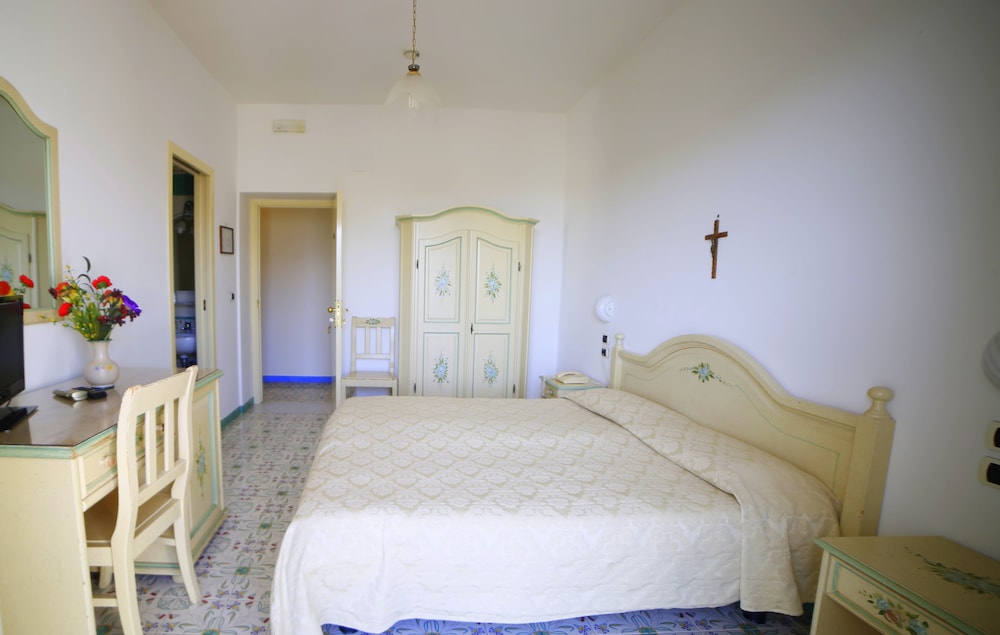 Hotel Villa Giuseppina 10/50