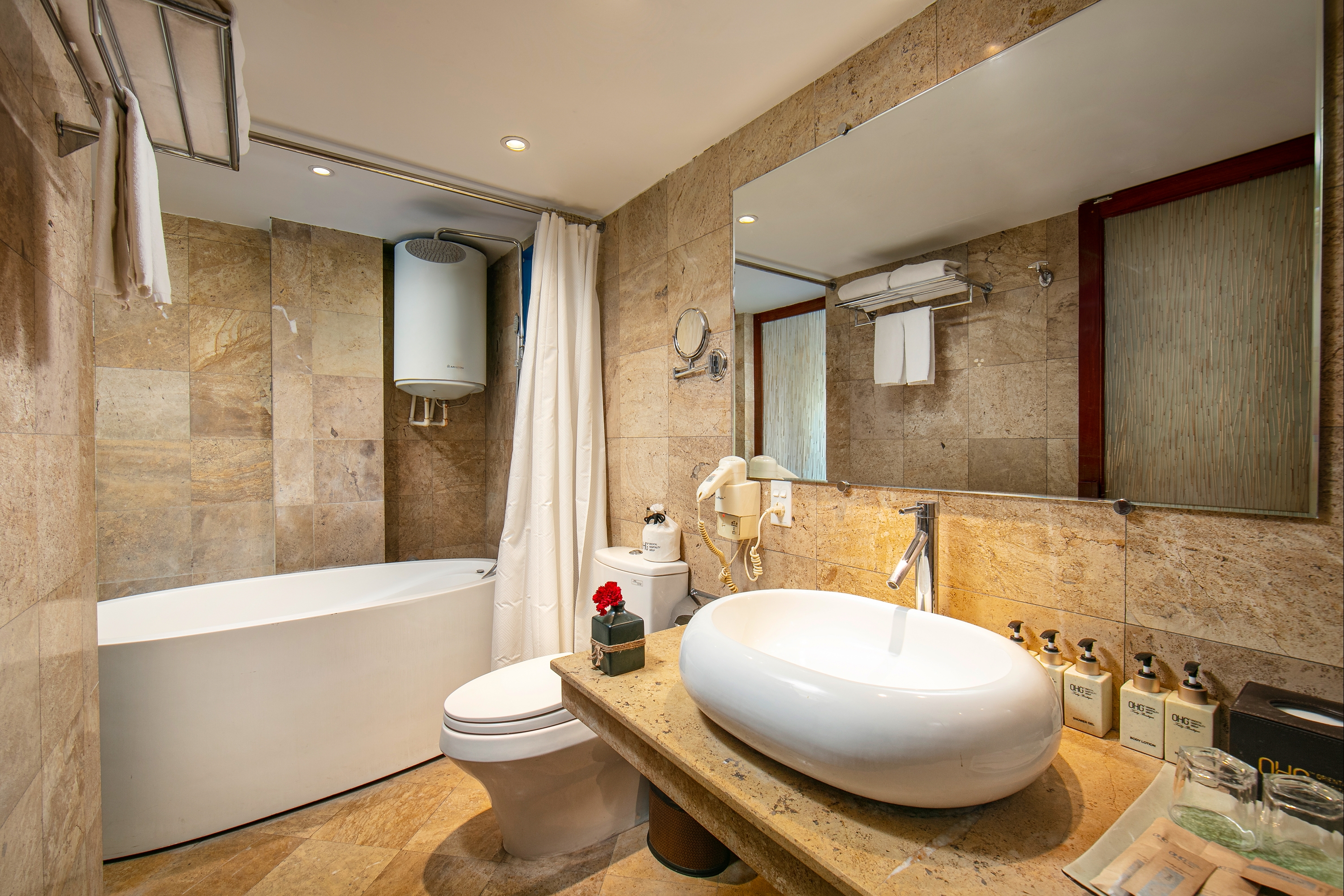 جناح بإطلالة على المدينة، Oriental Suites Hotel And Spa 2/2