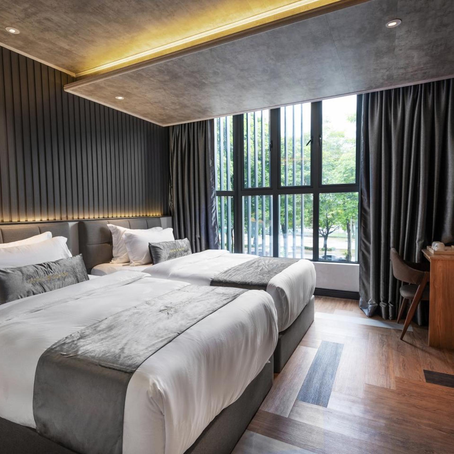 A&R Urban Hotel 5/50