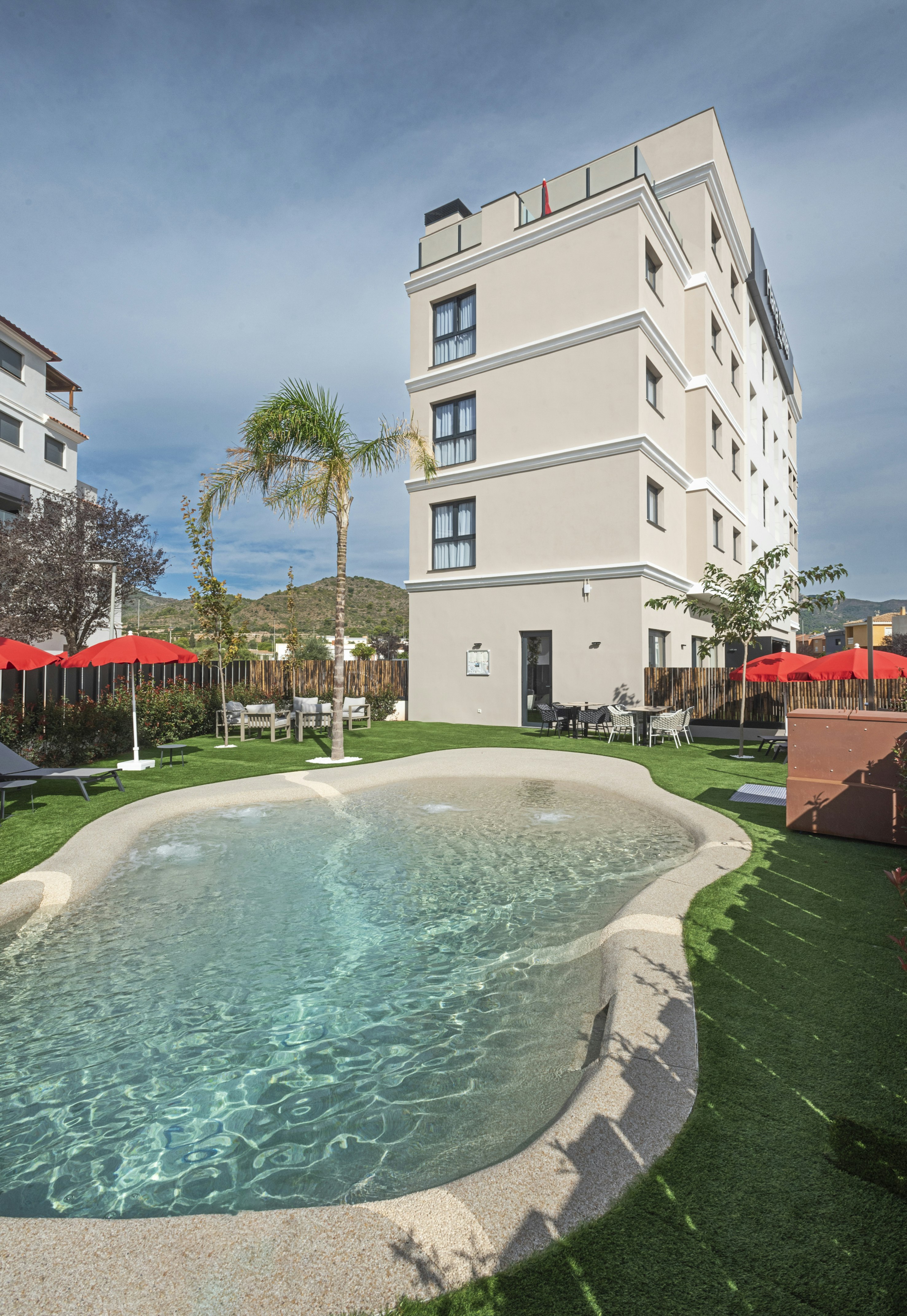 Hotel Sercotel Plana Suites 5/53