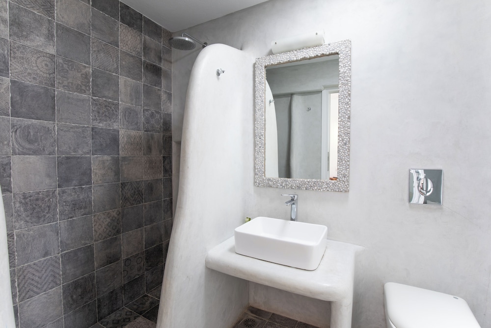 Agia Anna Studios 50/50