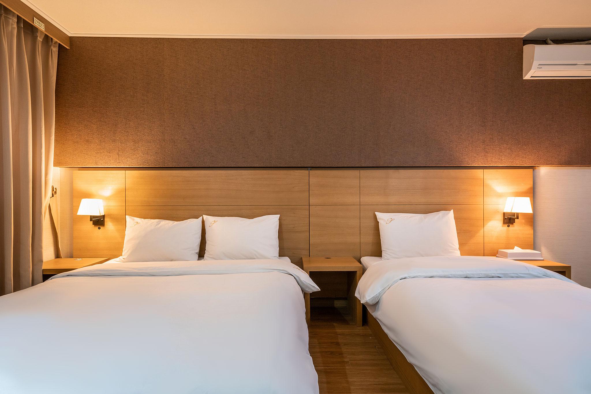 Royal, Single Bed
