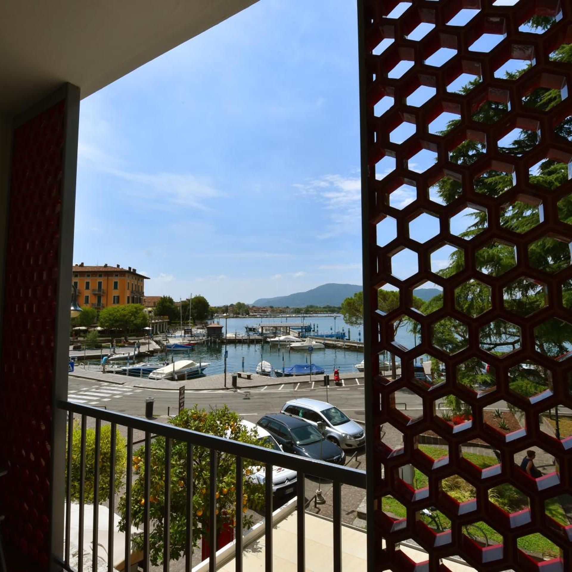 Ambra Hotel 23/26