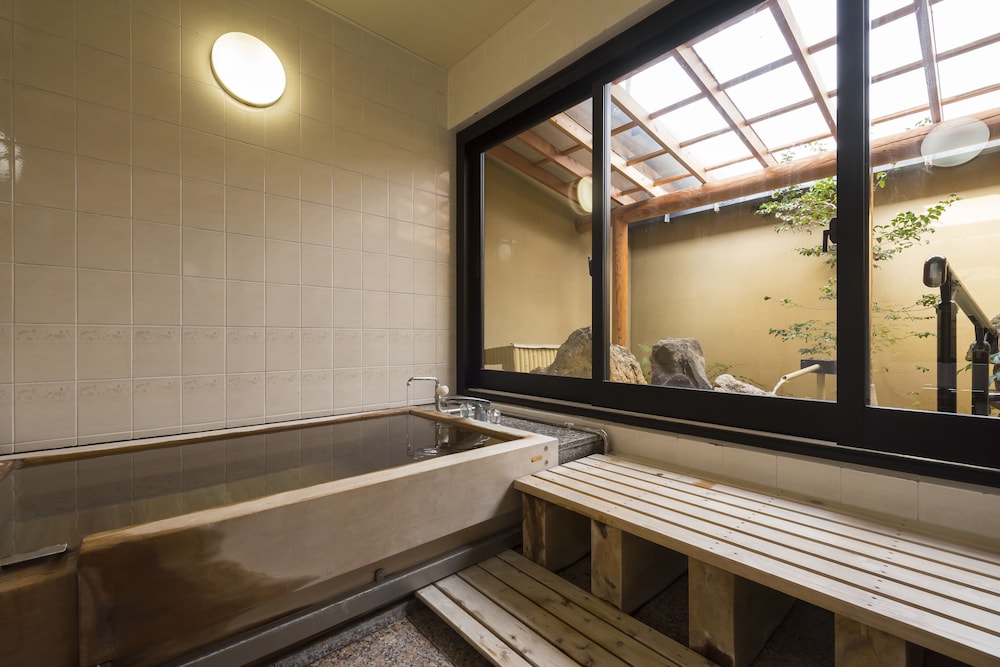 Ryotei Manyou 24/50