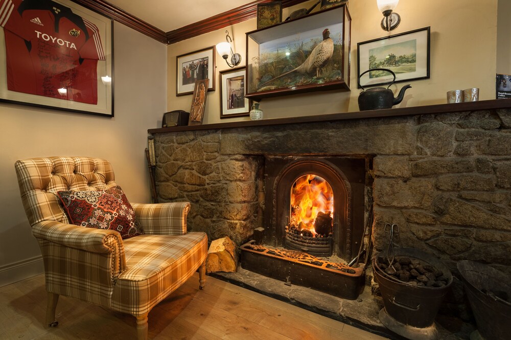 Woodenbridge Hotel 52/73
