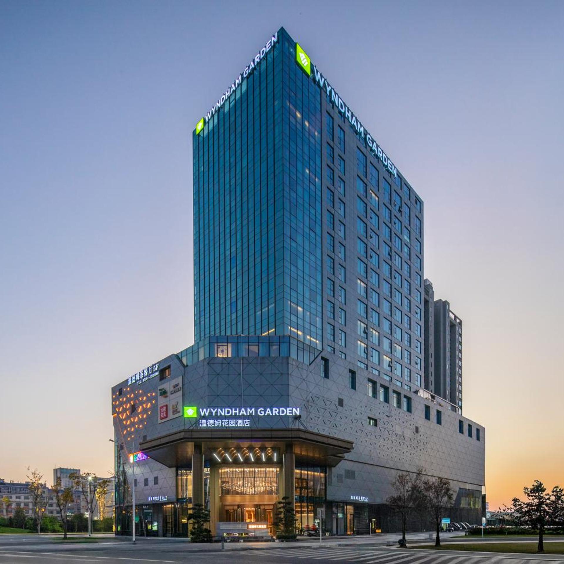 Wyndham Garden Yueyang Center 2/12