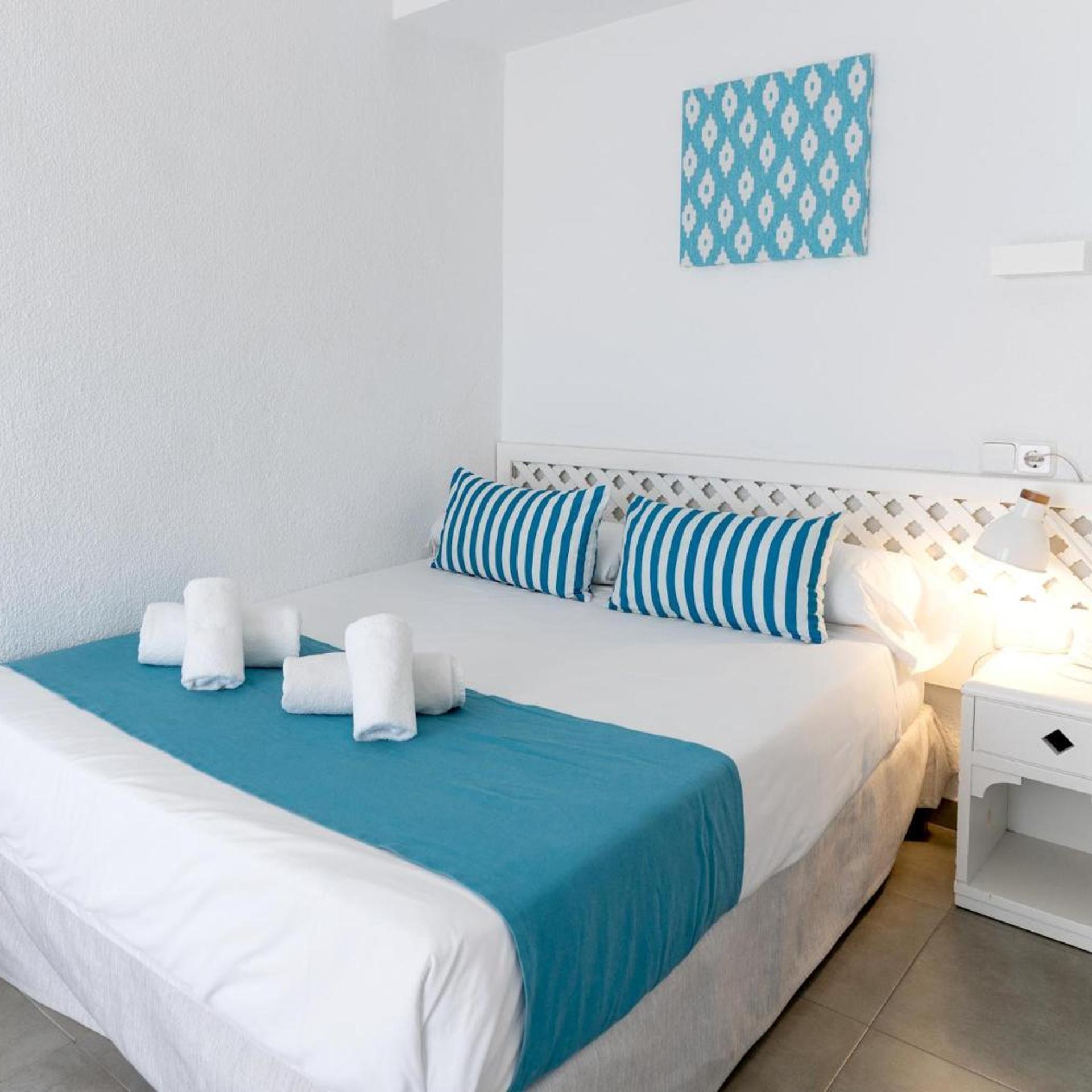 Room, Single