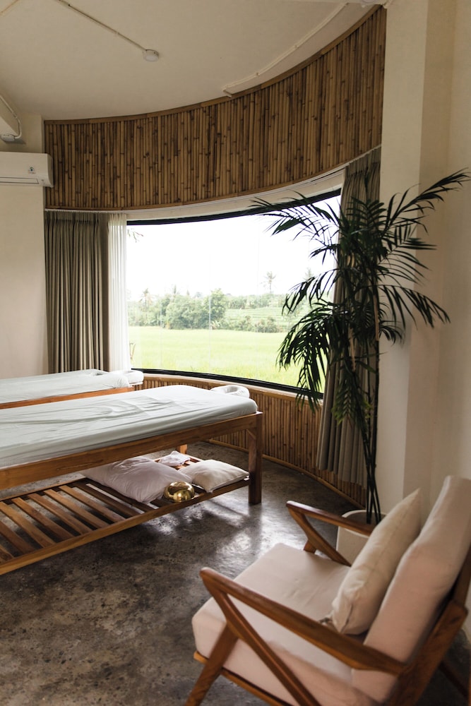 Shanti Boutique Retreat 37/57