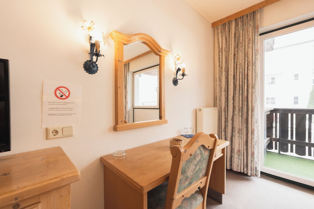 Gruberhof Hotel 10/47