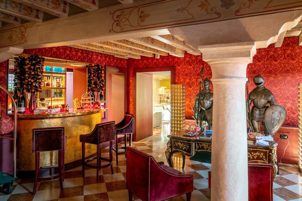 Excess Venice Boutique Hotel & Private Spa 68/79