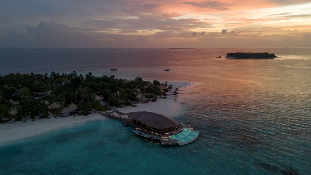 Banyan Tree Vabbinfaru 277/284