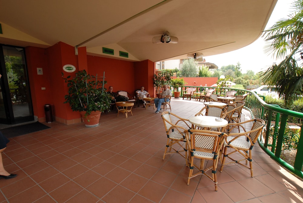LA QUERCETA 50/66