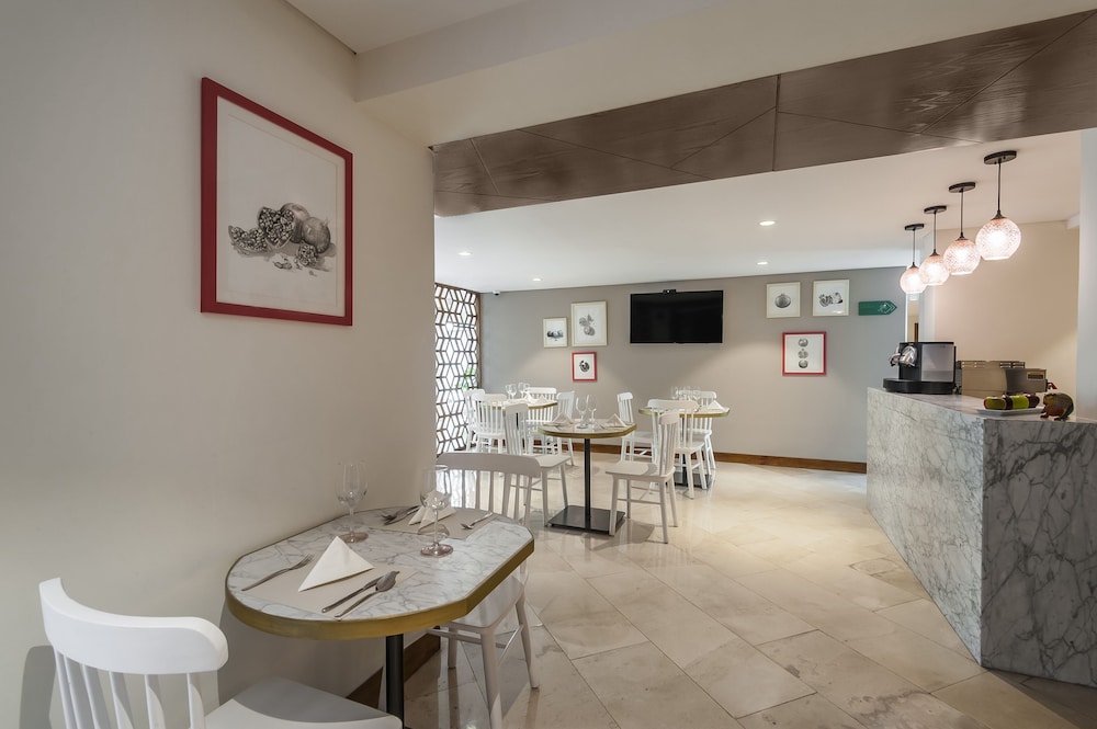 First Class Hotel Providencia By Fch Adults Only 35/50