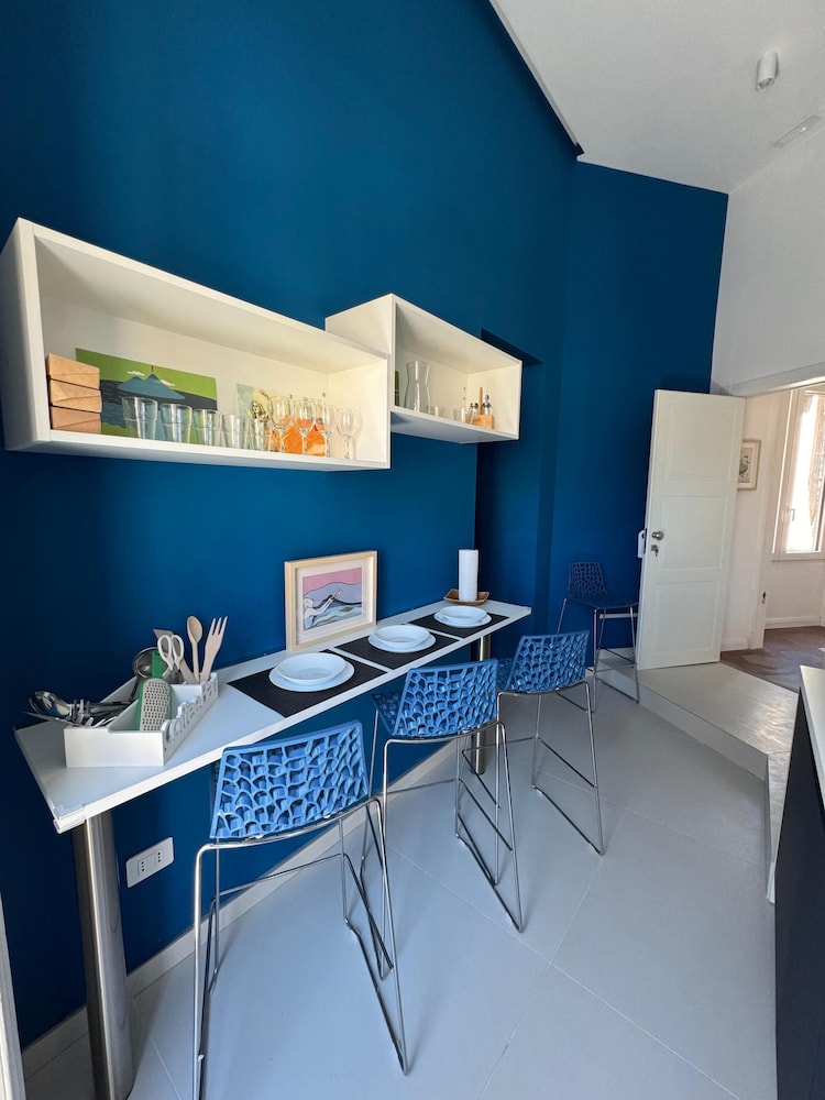 Poerio Station Rooms & Apartment 35/50