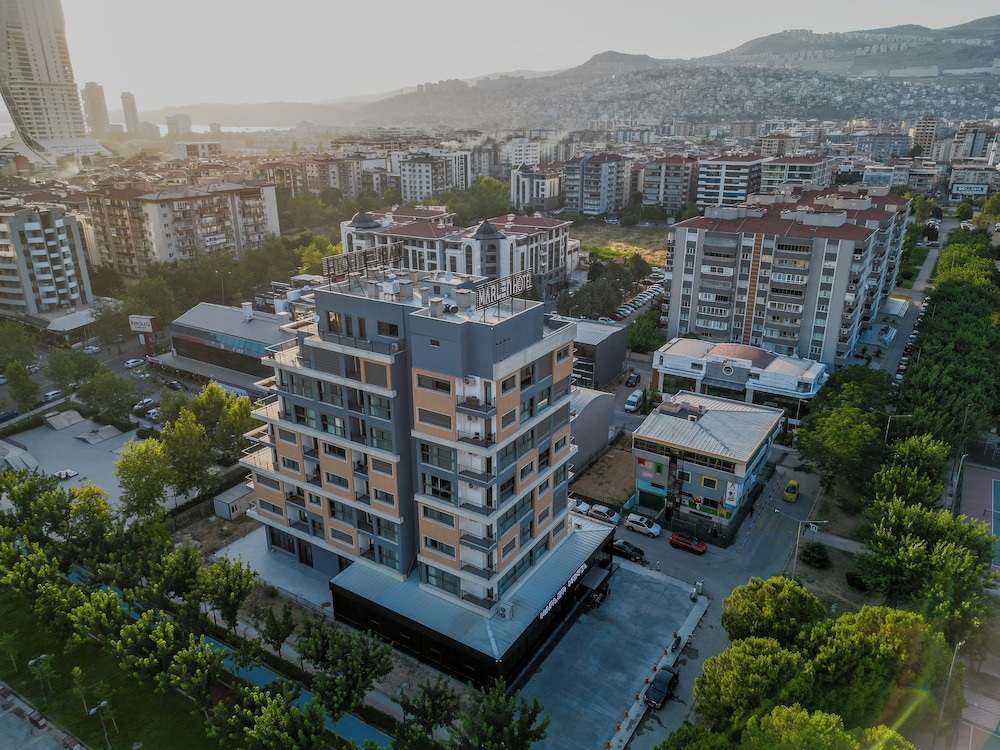 Marlen Hotel Bayrakli 2/48