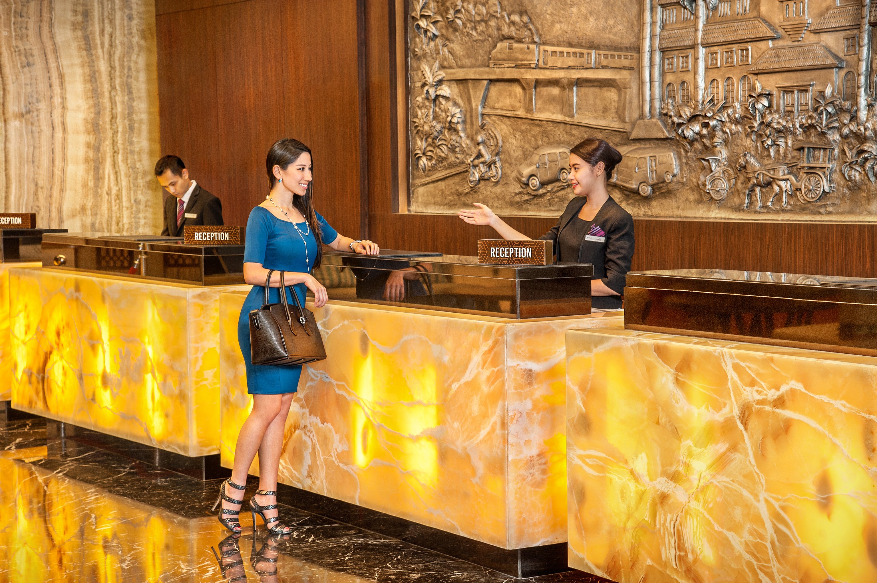 Crowne Plaza Bandung 12/75