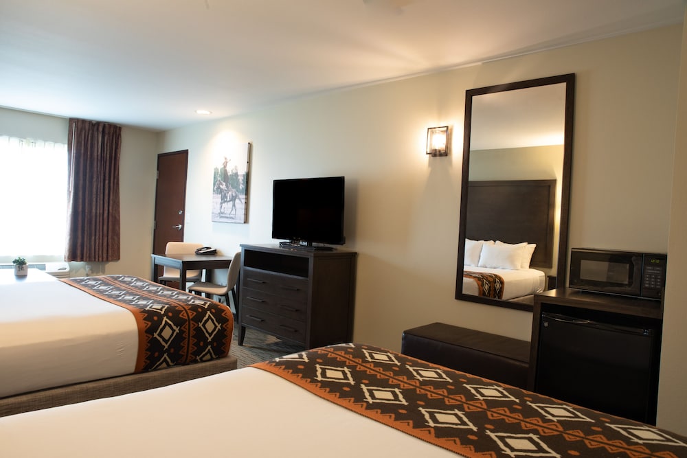 Oxford Suites Pendleton 50/54