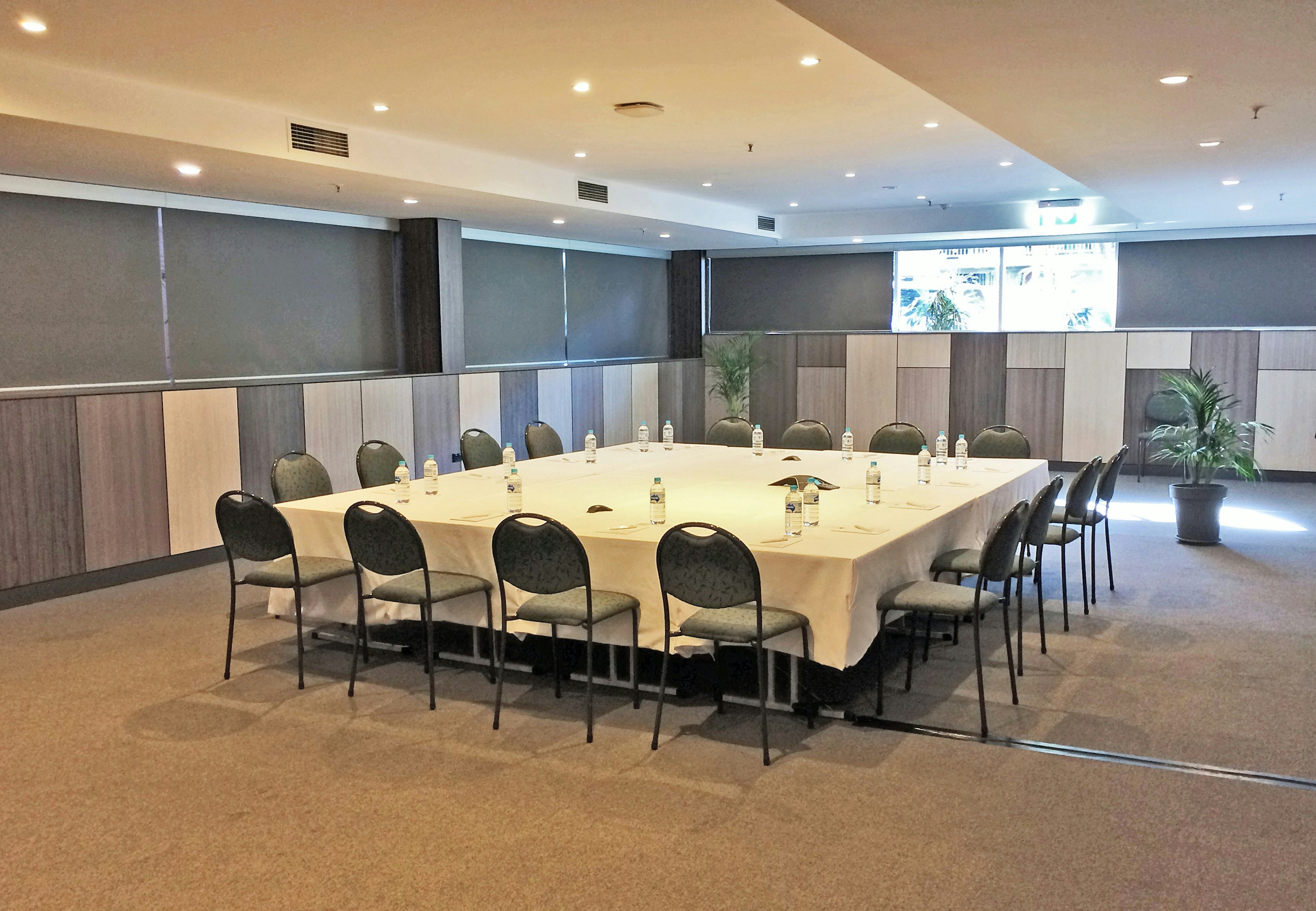 Metro Aspire Hotel Sydney 46/57