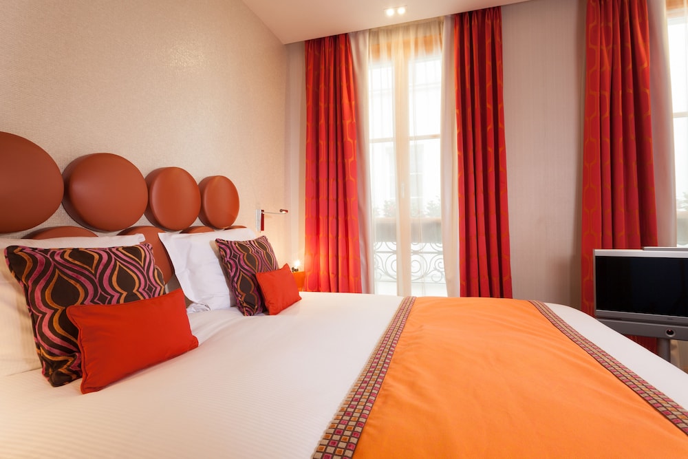 Hotel Le Petit Paris 14/63