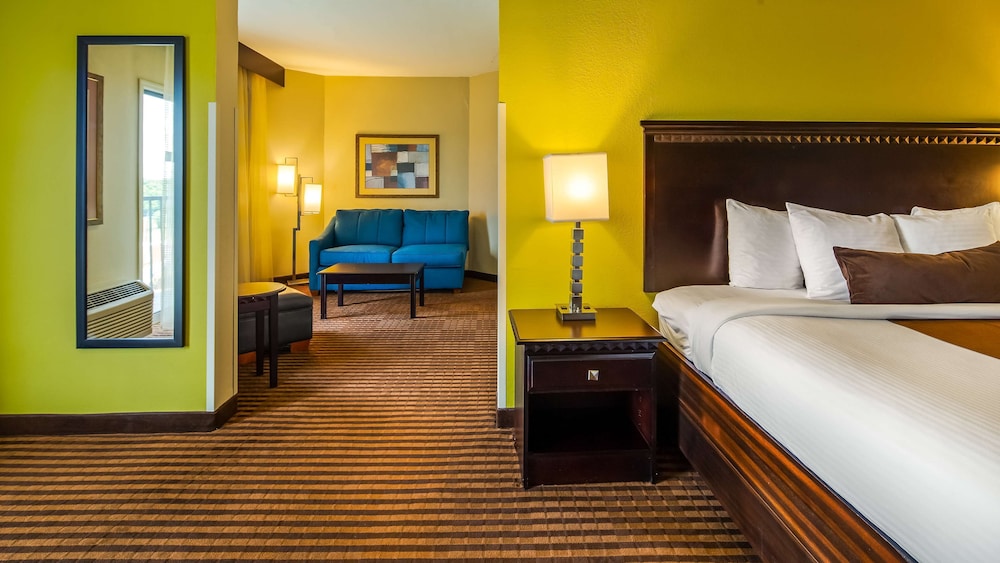 Best Western Plus Atlanta Airport-East 11/33