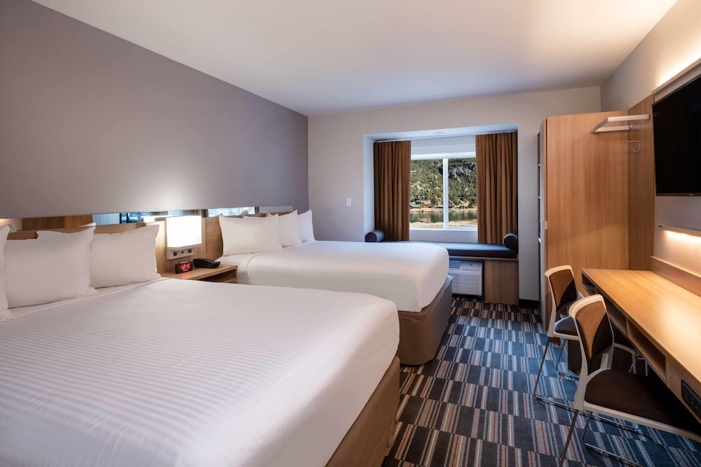 Room, 2 Queen Beds, Lake Side