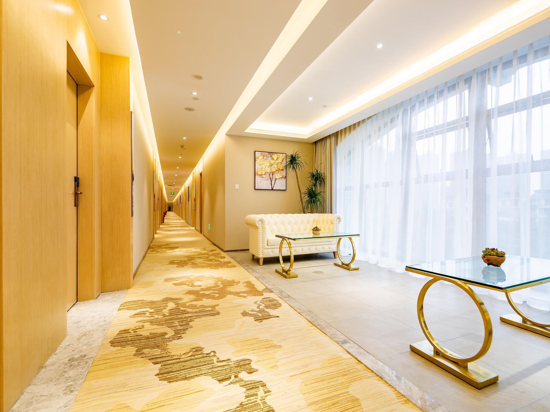James Joyce Coffetel Chengdu (Huayang Convention and Exhibition Center Haichang Polar Aquarium) 15/42