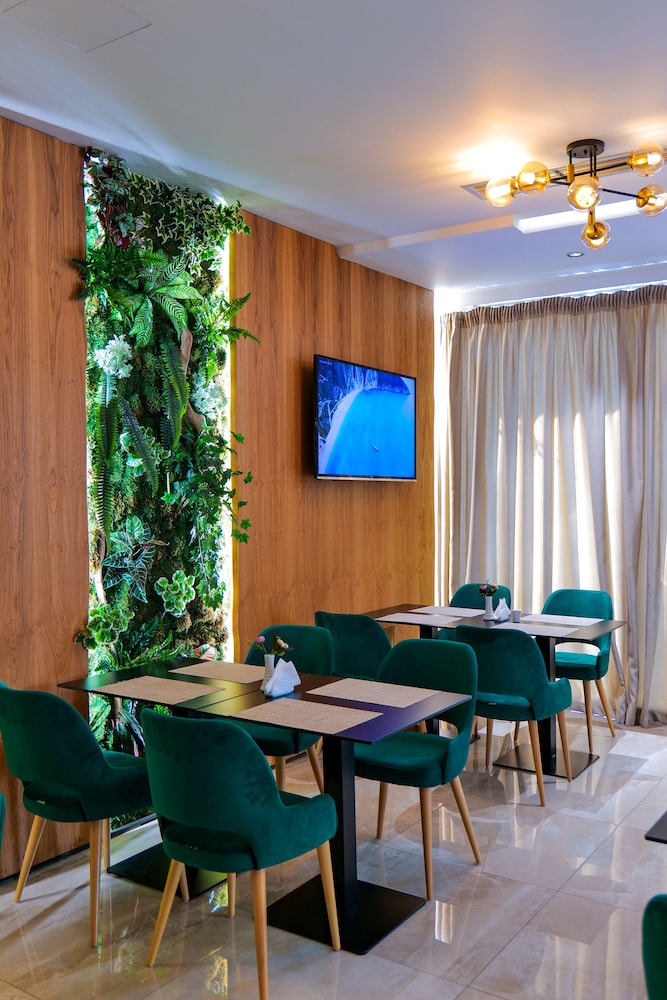 Hotel Autostation 49/61