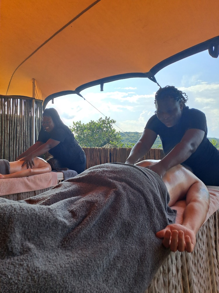 Ndhula Luxury Tented Lodge 22/48