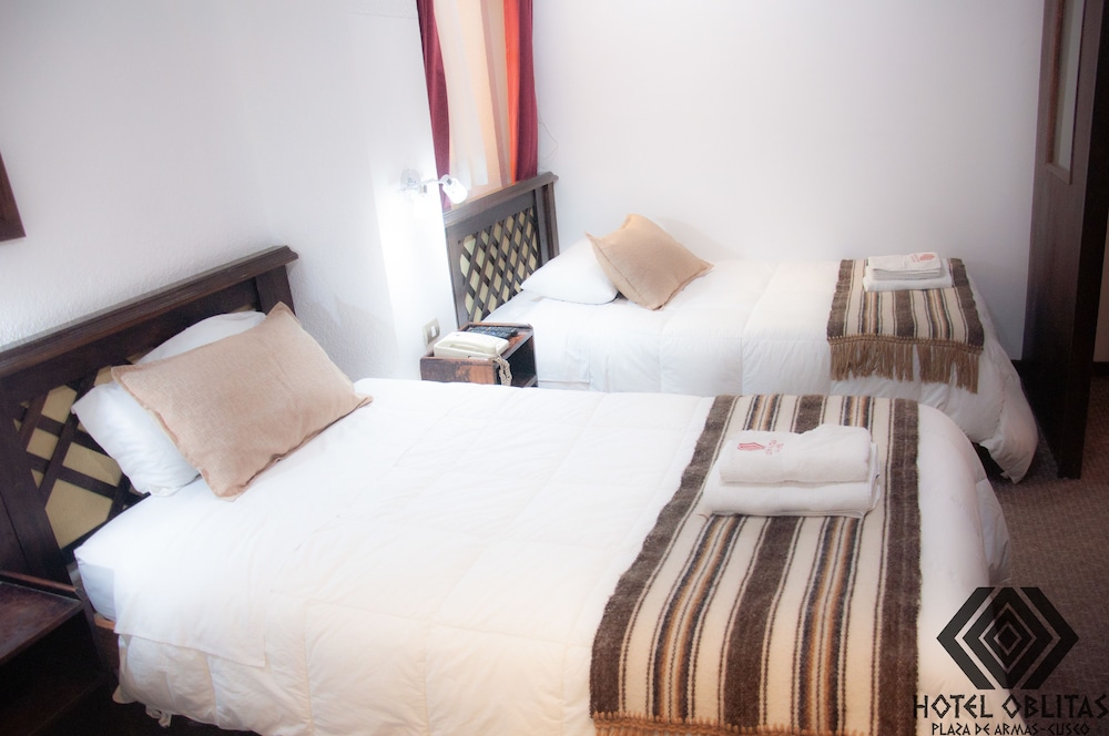 Hotel Oblitas Plaza de Armas Cusco 12/64