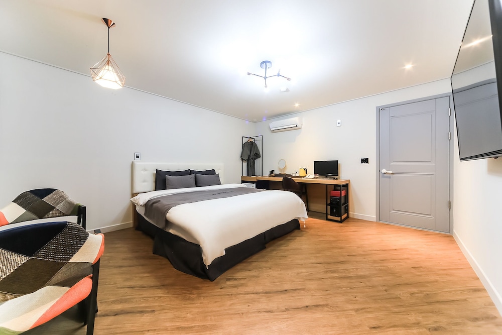 Deluxe, King Bed, Xl