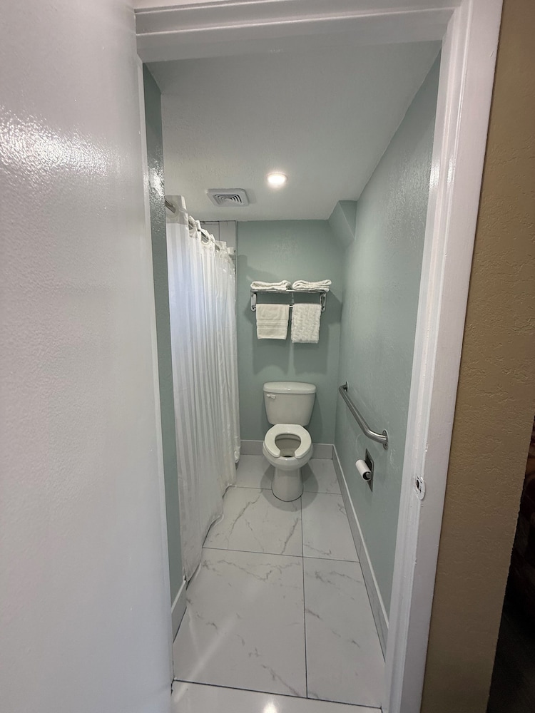 Immokalee Inn 26/26