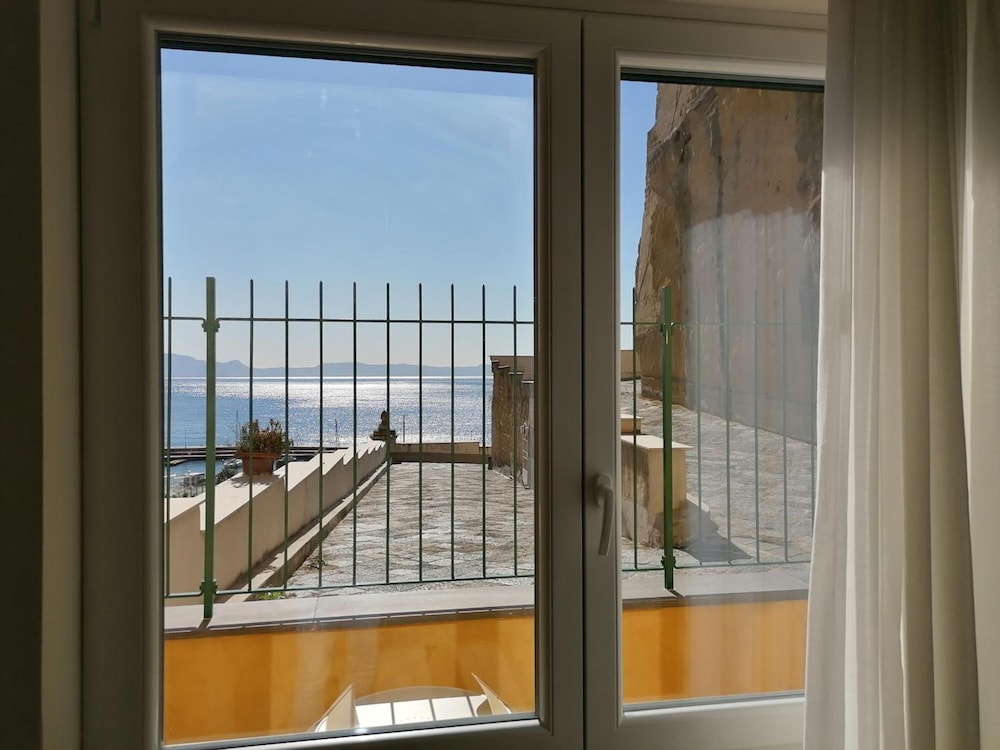 Napoli d Amare 35/36