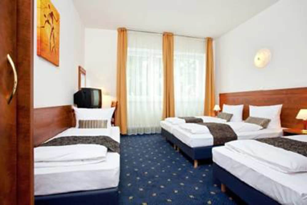 Atrium Charlottenburg 7/15